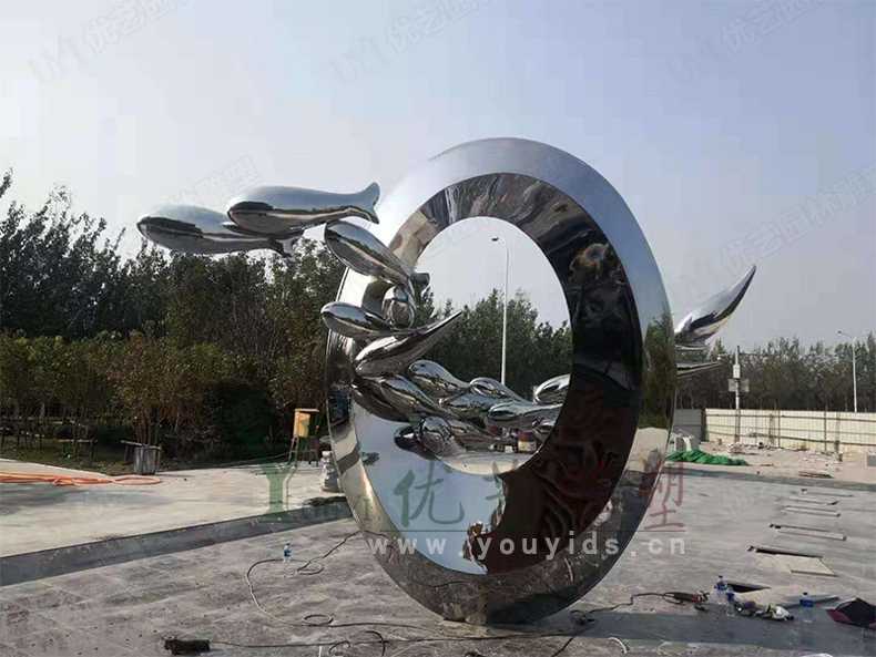 不銹鋼圓環雕塑 不銹鋼圓環雕塑