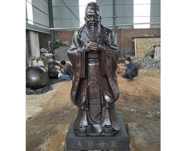 玻璃鋼人物雕塑有什么特點(diǎn)呢？